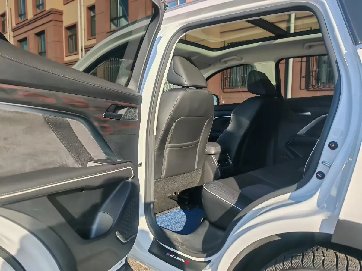 2021 Haval H6 1.5T 169HP L4 7DCT,autocango,china used car exporter,china ev exporter,chinese used car exporter,chinese used ev exporter