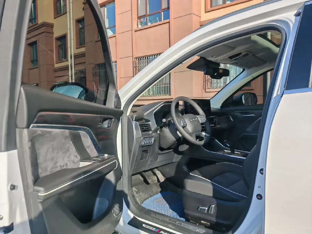 2021 Haval H6 1.5T 169HP L4 7DCT,autocango,china used car exporter,china ev exporter,chinese used car exporter,chinese used ev exporter