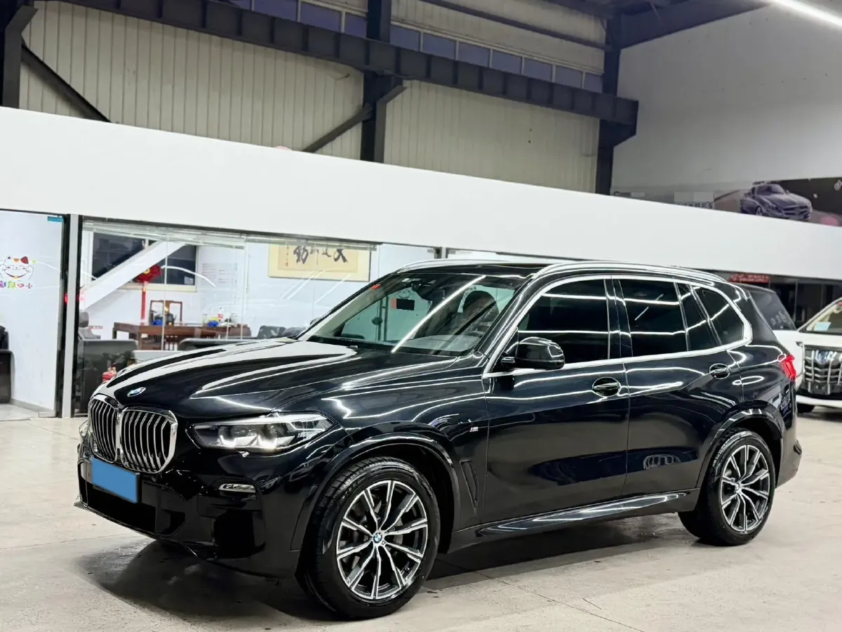2020 BMW X5 2.0T 265HP L4 8AT,autocango,china used car exporter,china ev exporter,chinese used car exporter,chinese used ev exporter