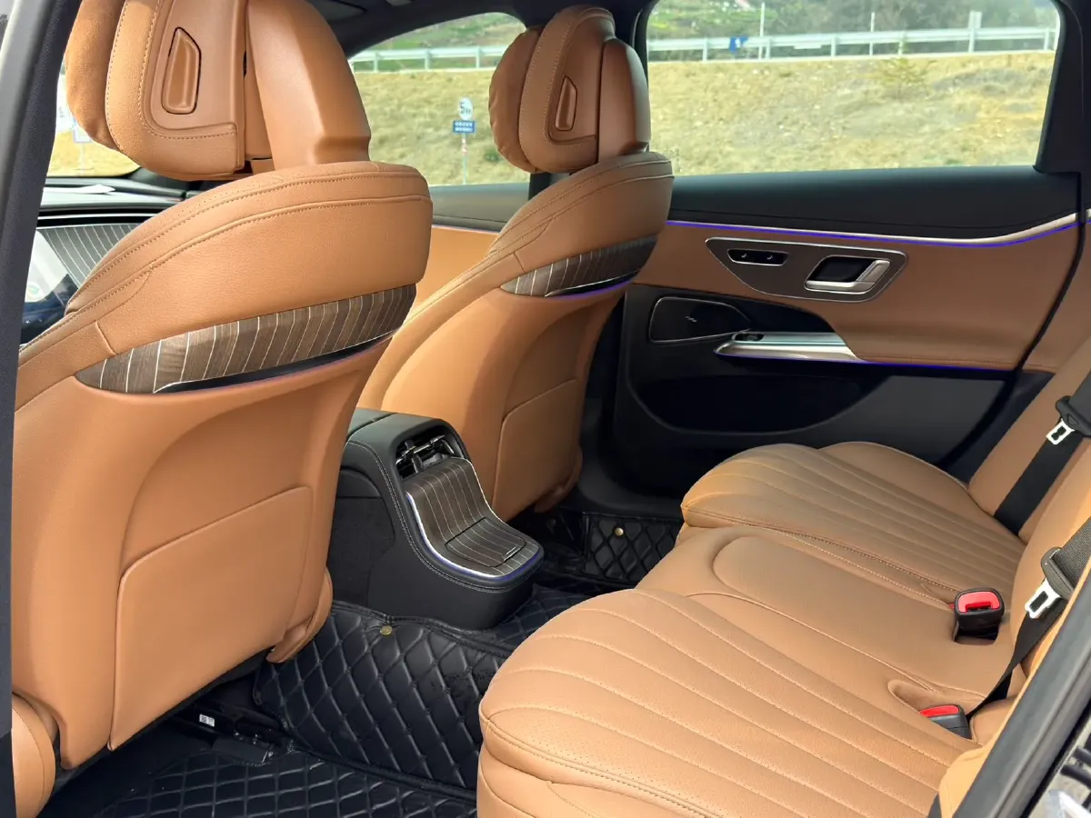 2024 Mercedes-Benz E Class 2.0T 258HP L4 9AT,autocango,china used car exporter,china ev exporter,chinese used car exporter,chinese used ev exporter