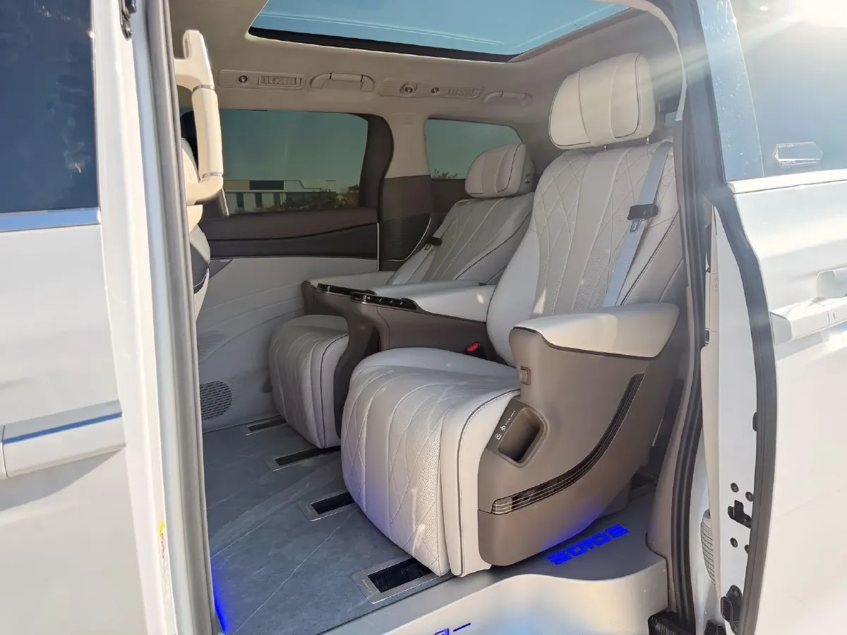 2022 Honda Odyssey 2.0L 146HP L4 E-CVT Hybrid,autocango,china used car exporter,china ev exporter,chinese used car exporter,chinese used ev exporter