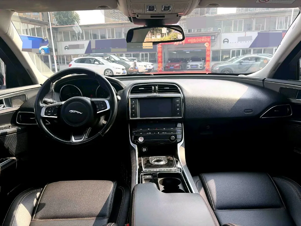 2018 Jaguar XEL 2.0T 200HP L4 8AT,autocango,china used car exporter,china ev exporter,chinese used car exporter,chinese used ev exporter