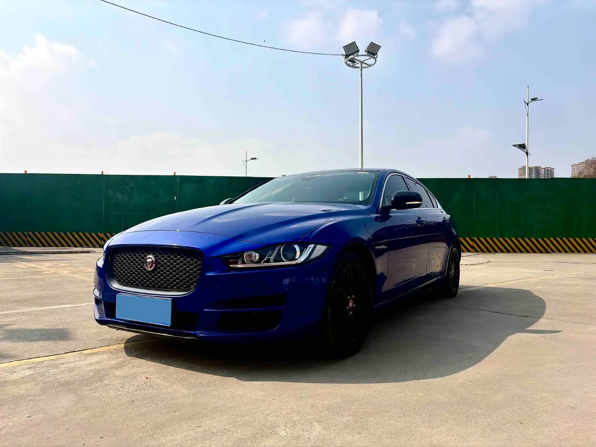 2018 Jaguar XEL 2.0T 200HP L4 8AT,autocango,china used car exporter,china ev exporter,chinese used car exporter,chinese used ev exporter