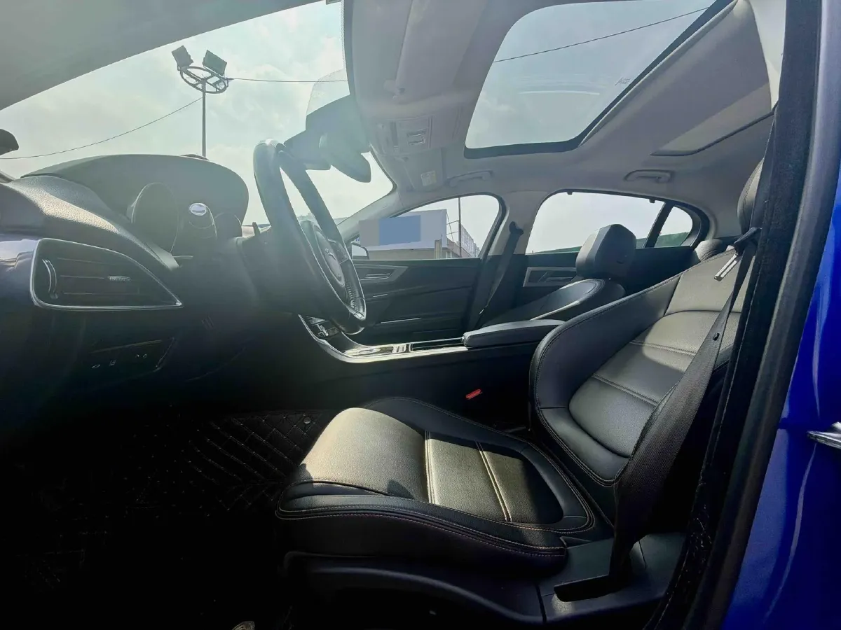 2018 Jaguar XEL 2.0T 200HP L4 8AT,autocango,china used car exporter,china ev exporter,chinese used car exporter,chinese used ev exporter