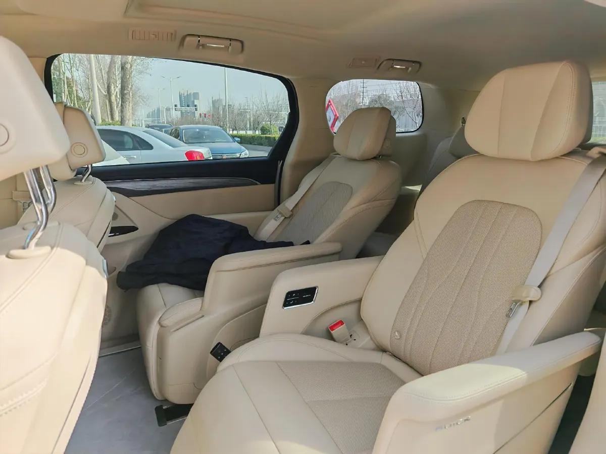 2025 Buick GL8 1.5T 180HP L4 2DHT PHEV,autocango,china used car exporter,china ev exporter,chinese used car exporter,chinese used ev exporter