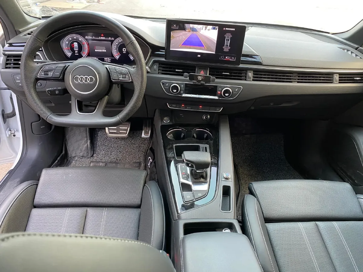 2024 Audi A4L 2.0T 190HP L4 7DCT,autocango,china used car exporter,china ev exporter,chinese used car exporter,chinese used ev exporter