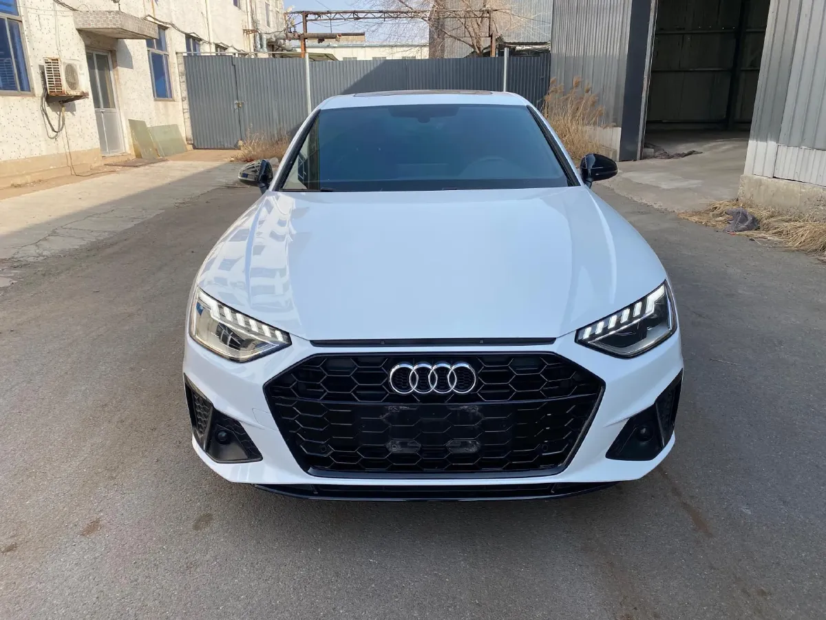 2024 Audi A4L 2.0T 190HP L4 7DCT,autocango,china used car exporter,china ev exporter,chinese used car exporter,chinese used ev exporter