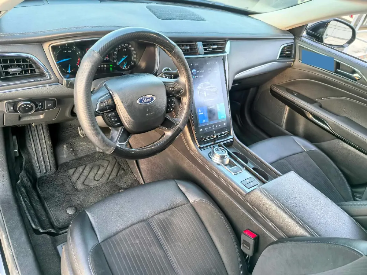 2019 Ford Taurus 2.0T 245HP L4 8AT,autocango,china used car exporter,china ev exporter,chinese used car exporter,chinese used ev exporter
