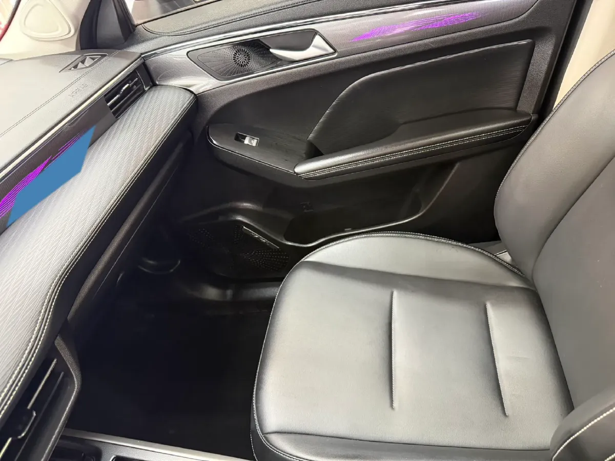 2021 Haval Jolion 1.5T 150HP L4 7DCT,autocango,china used car exporter,china ev exporter,chinese used car exporter,chinese used ev exporter