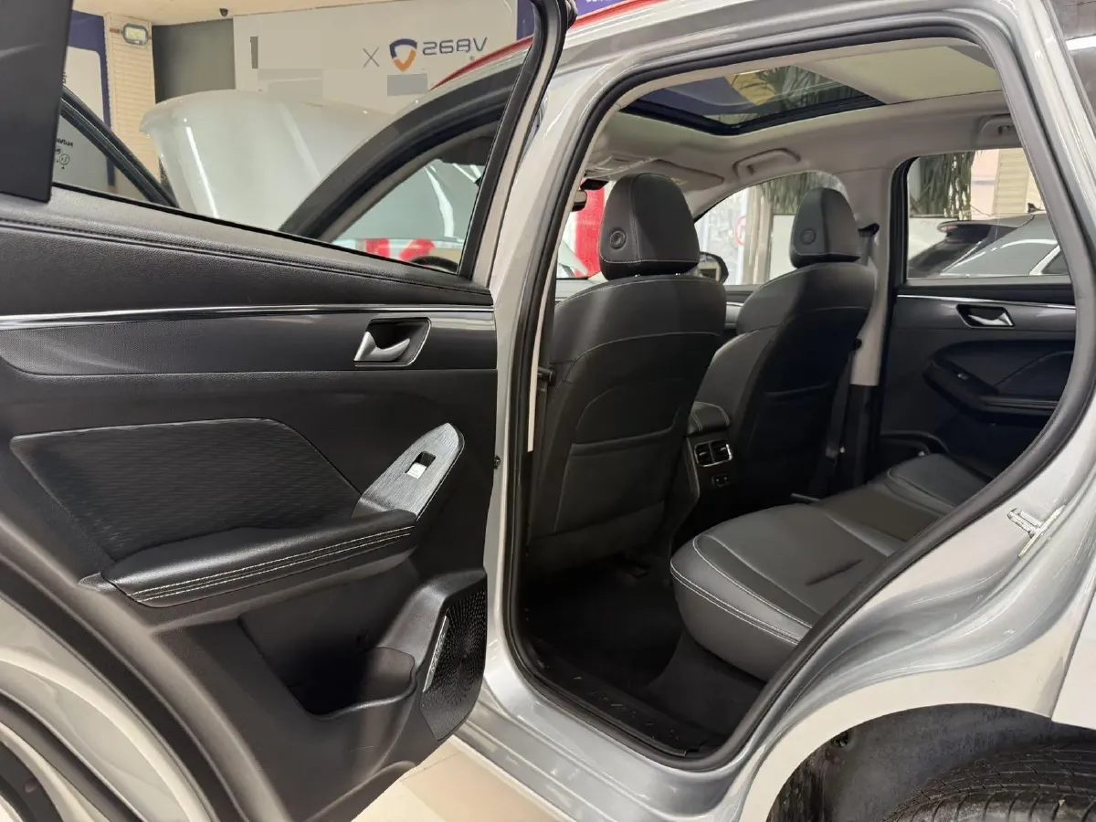 2021 Haval Jolion 1.5T 150HP L4 7DCT,autocango,china used car exporter,china ev exporter,chinese used car exporter,chinese used ev exporter