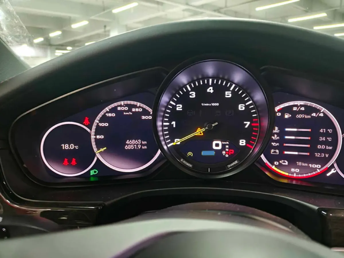 2023 Porsche Panamera 2.9T 330HP V6 8DCT PHEV 17.9KWH,autocango,china used car exporter,china ev exporter,chinese used car exporter,chinese used ev exporter