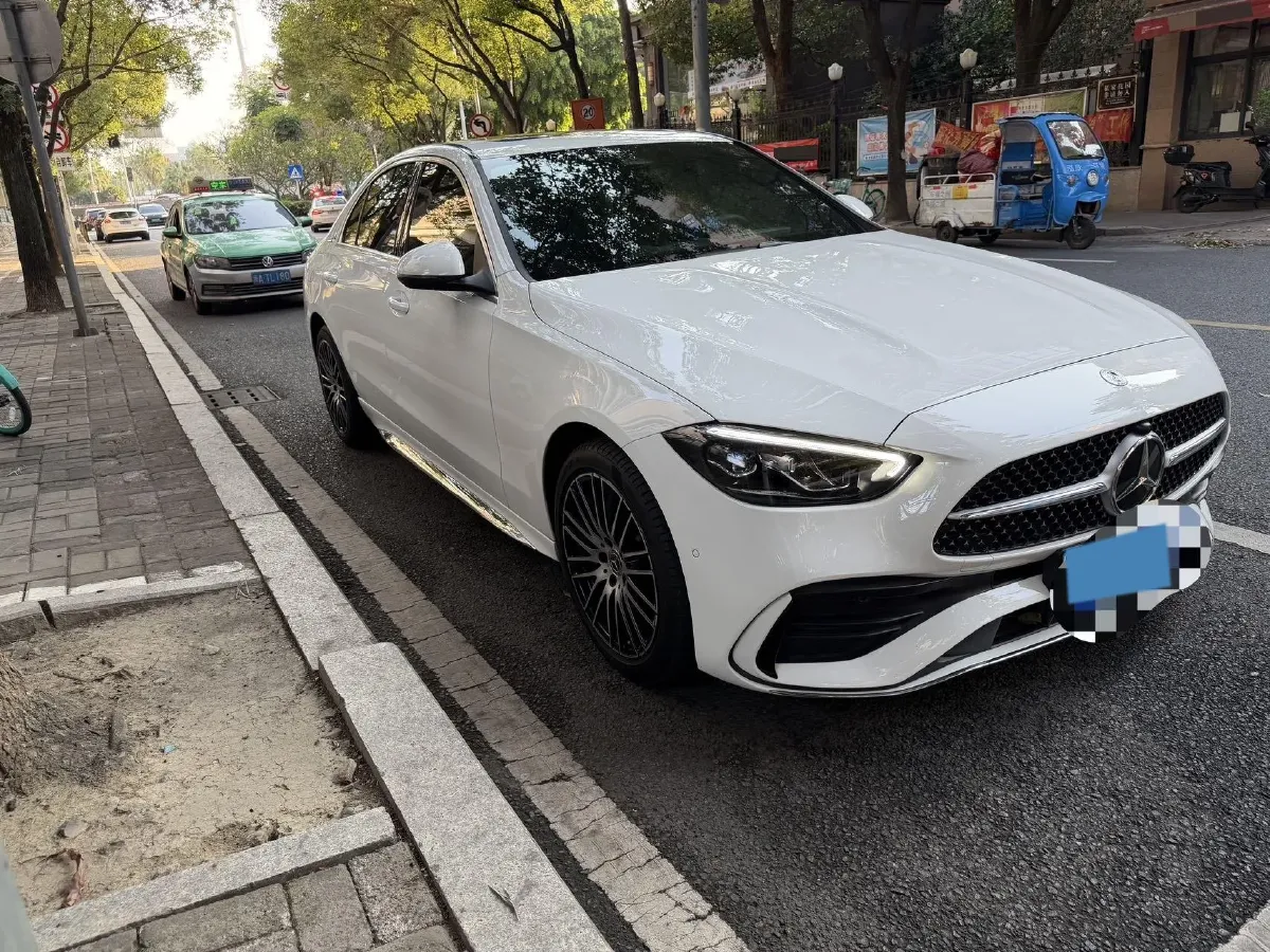2023 Mercedes-Benz C Class 1.5T 170HP L4 9AT,autocango,china used car exporter,china ev exporter,chinese used car exporter,chinese used ev exporter