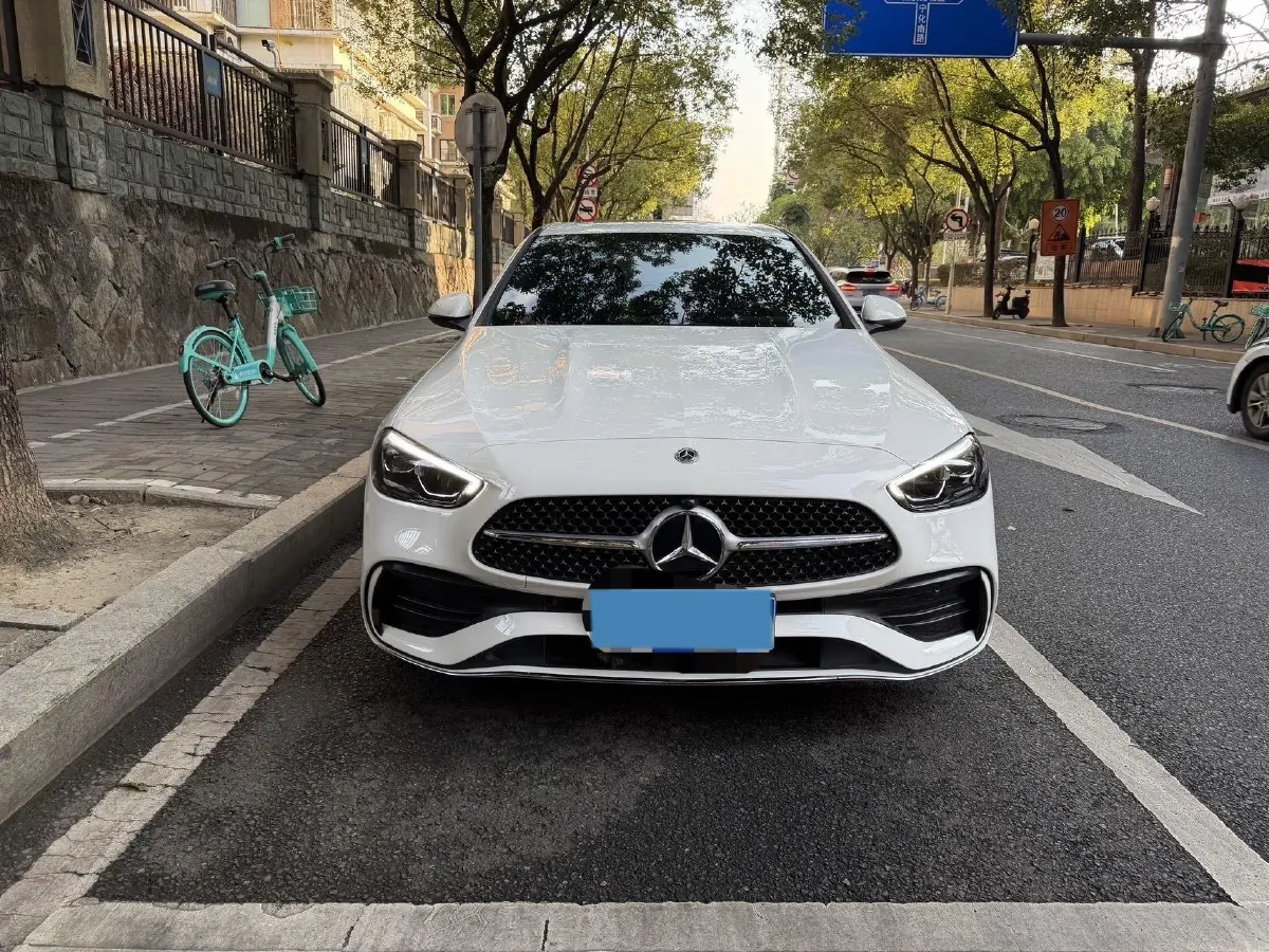 2023 Mercedes-Benz C Class 1.5T 170HP L4 9AT,autocango,china used car exporter,china ev exporter,chinese used car exporter,chinese used ev exporter