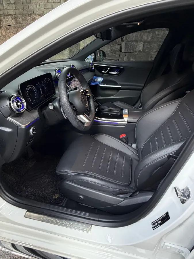 2023 Mercedes-Benz C Class 1.5T 170HP L4 9AT,autocango,china used car exporter,china ev exporter,chinese used car exporter,chinese used ev exporter