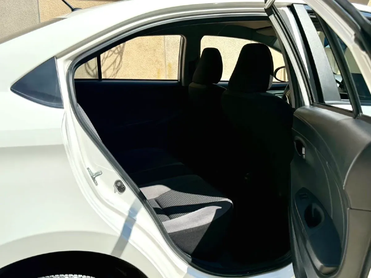 2022 Toyota Vios 1.5L 112HP L4 CVT,autocango,china used car exporter,china ev exporter,chinese used car exporter,chinese used ev exporter