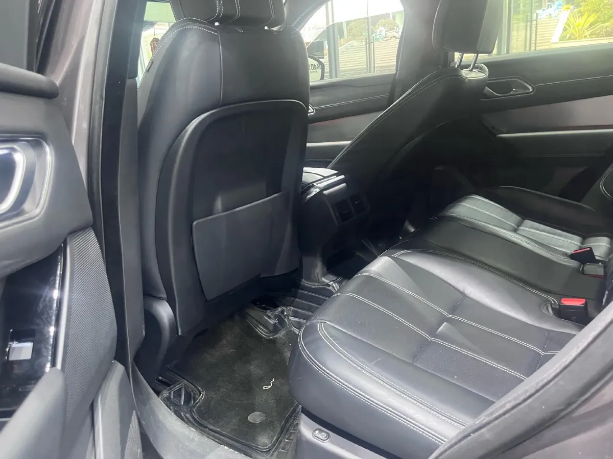 2022 Land Rover Range Rover Velar 2.0T 250HP L4 8AT,autocango,china used car exporter,china ev exporter,chinese used car exporter,chinese used ev exporter