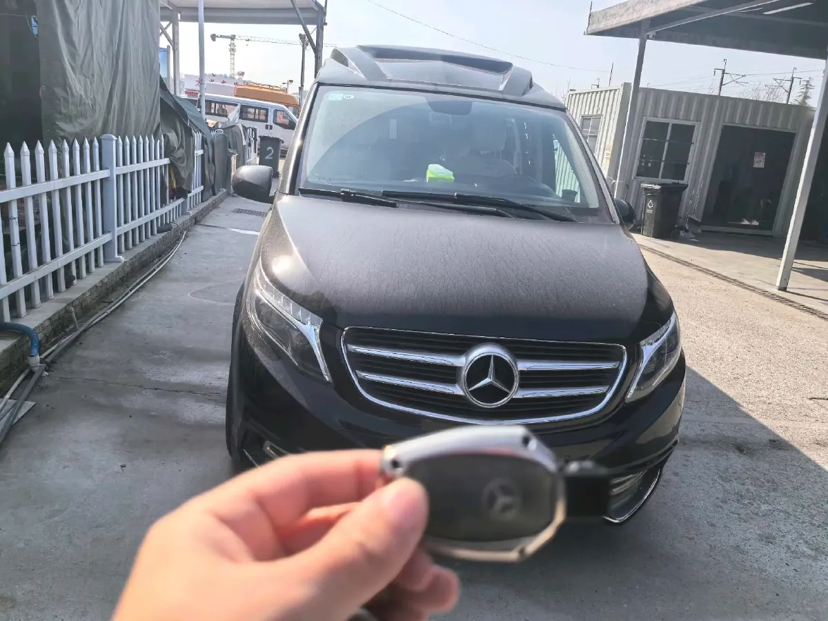 2020 Mercedes-Benz Vito 2.0T 211HP L4 9AT,autocango,china used car exporter,china ev exporter,chinese used car exporter,chinese used ev exporter