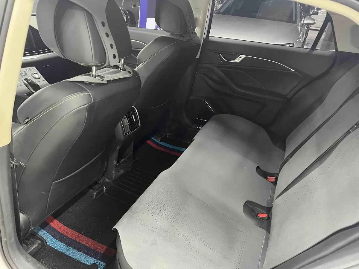 2022 ChangAn CS75 Plus 1.5T 188HP L4 8AT,autocango,china used car exporter,china ev exporter,chinese used car exporter,chinese used ev exporter