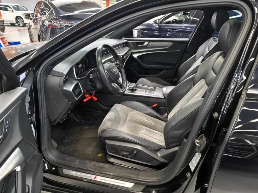 2021 Audi A6L 2.0T 190HP L4 7DCT,autocango,china used car exporter,china ev exporter,chinese used car exporter,chinese used ev exporter