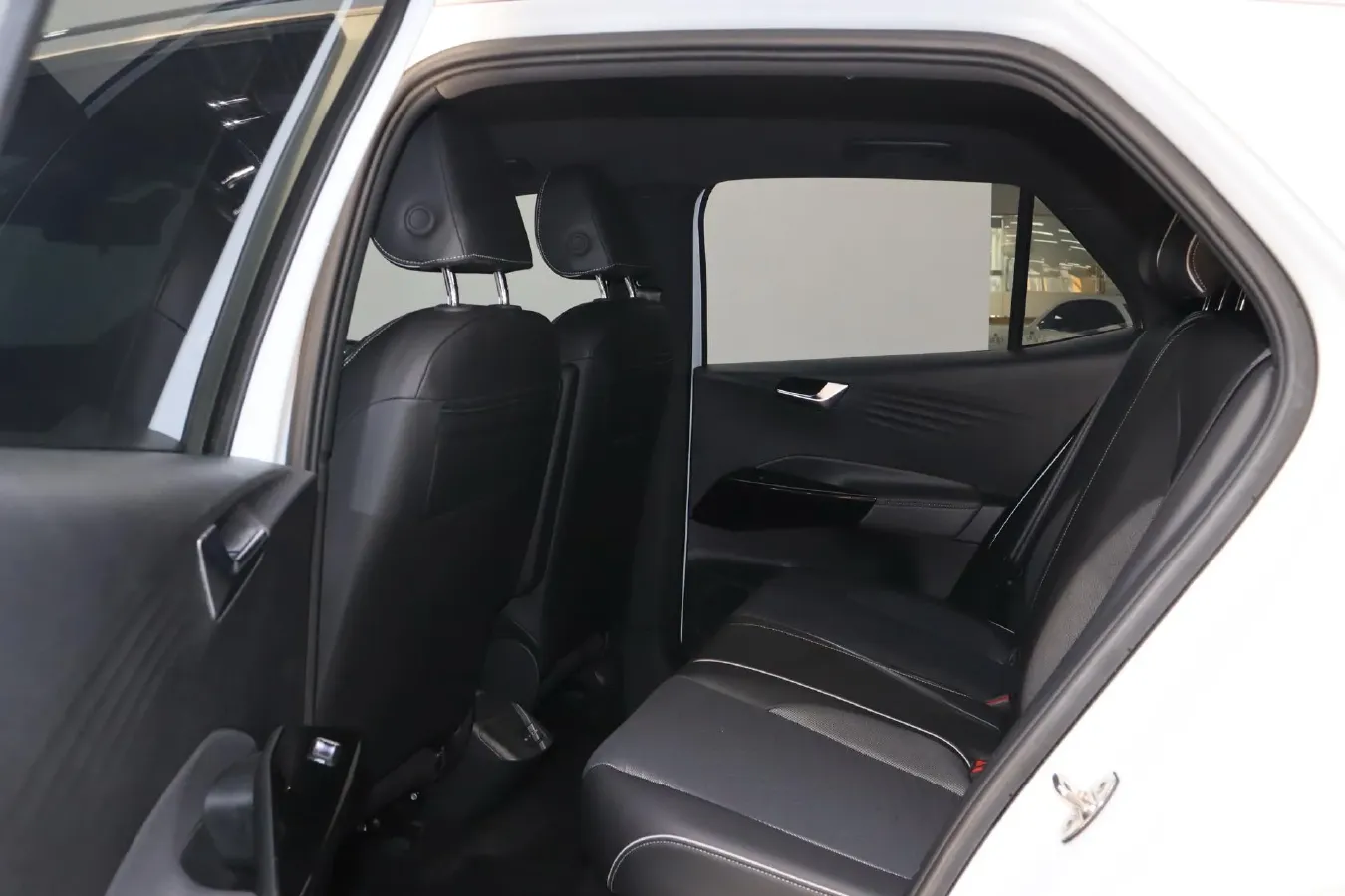 2023 Volkswagen ID.3 BEV 52.8KWH,autocango,china used car exporter,china ev exporter,chinese used car exporter,chinese used ev exporter