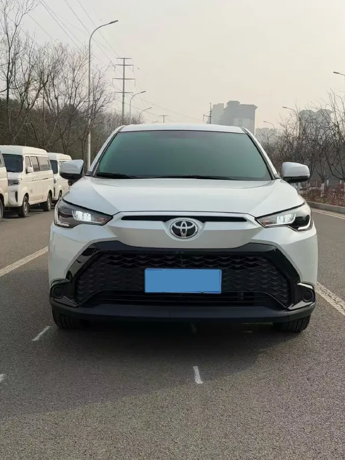 2024 Toyota Frontlander 2.0L 171HP L4 CVT,autocango,china used car exporter,china ev exporter,chinese used car exporter,chinese used ev exporter
