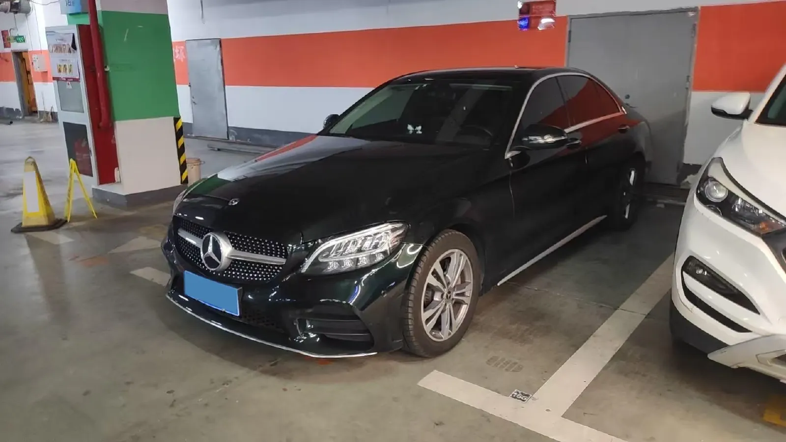 2021 Mercedes-Benz C Class 1.5T 156HP L4 9AT,autocango,china used car exporter,china ev exporter,chinese used car exporter,chinese used ev exporter