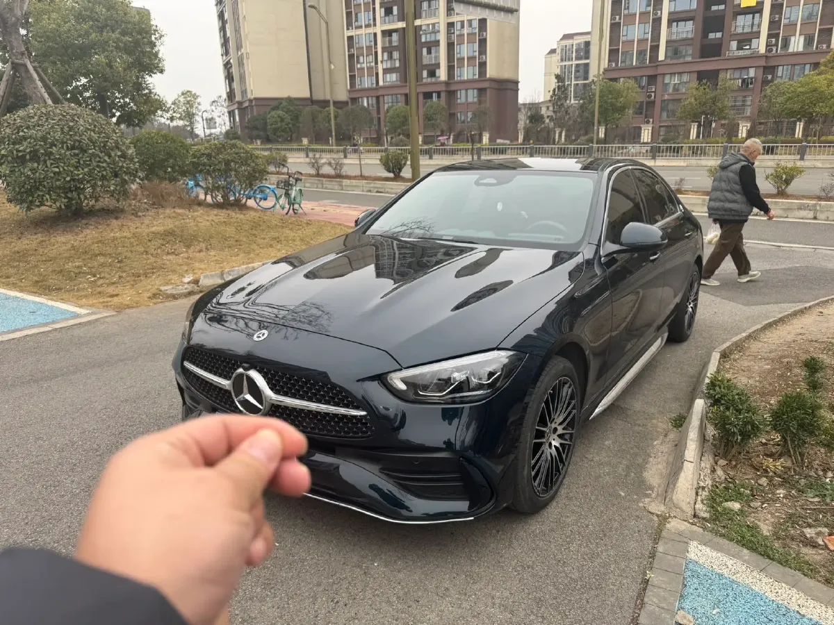 2023 Mercedes-Benz C Class 1.5T 204HP L4 9AT,autocango,china used car exporter,china ev exporter,chinese used car exporter,chinese used ev exporter