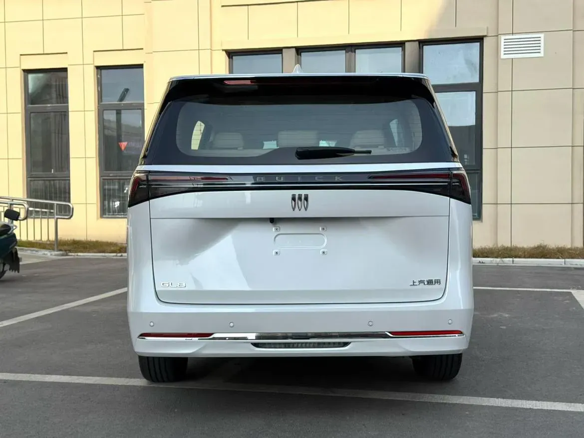 2025 Buick GL8 2.0T 237HP L4 9AT,autocango,china used car exporter,china ev exporter,chinese used car exporter,chinese used ev exporter