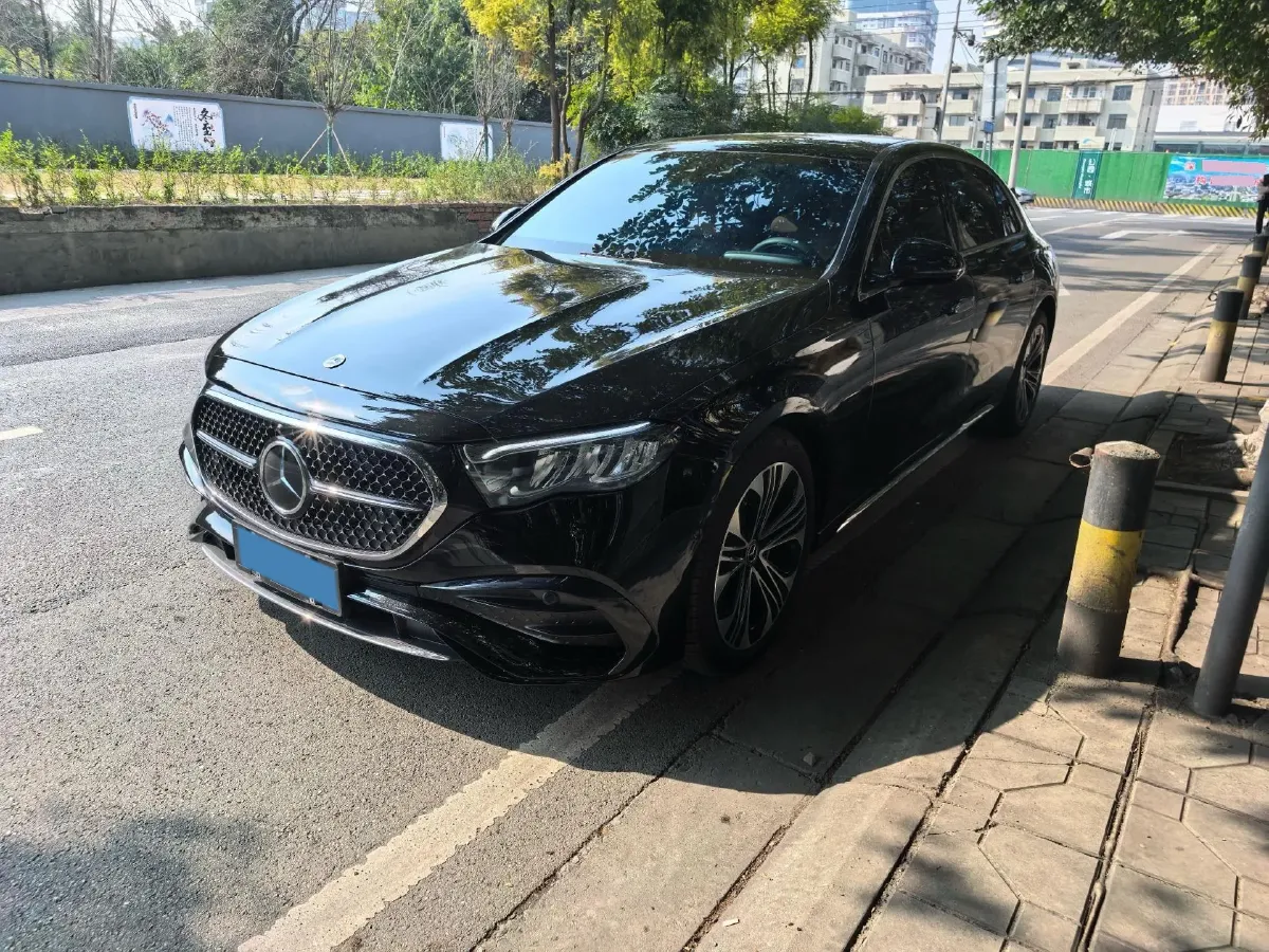 2024 Mercedes-Benz E Class 2.0T 258HP L4 9AT,autocango,china used car exporter,china ev exporter,chinese used car exporter,chinese used ev exporter