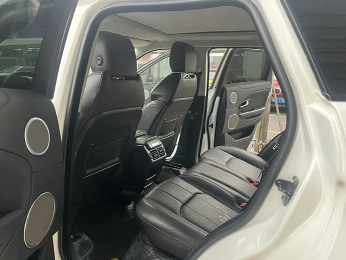 2018 Land Rover Range Rover Evoque 2.0T 241HP L4 9AT,autocango,china used car exporter,china ev exporter,chinese used car exporter,chinese used ev exporter