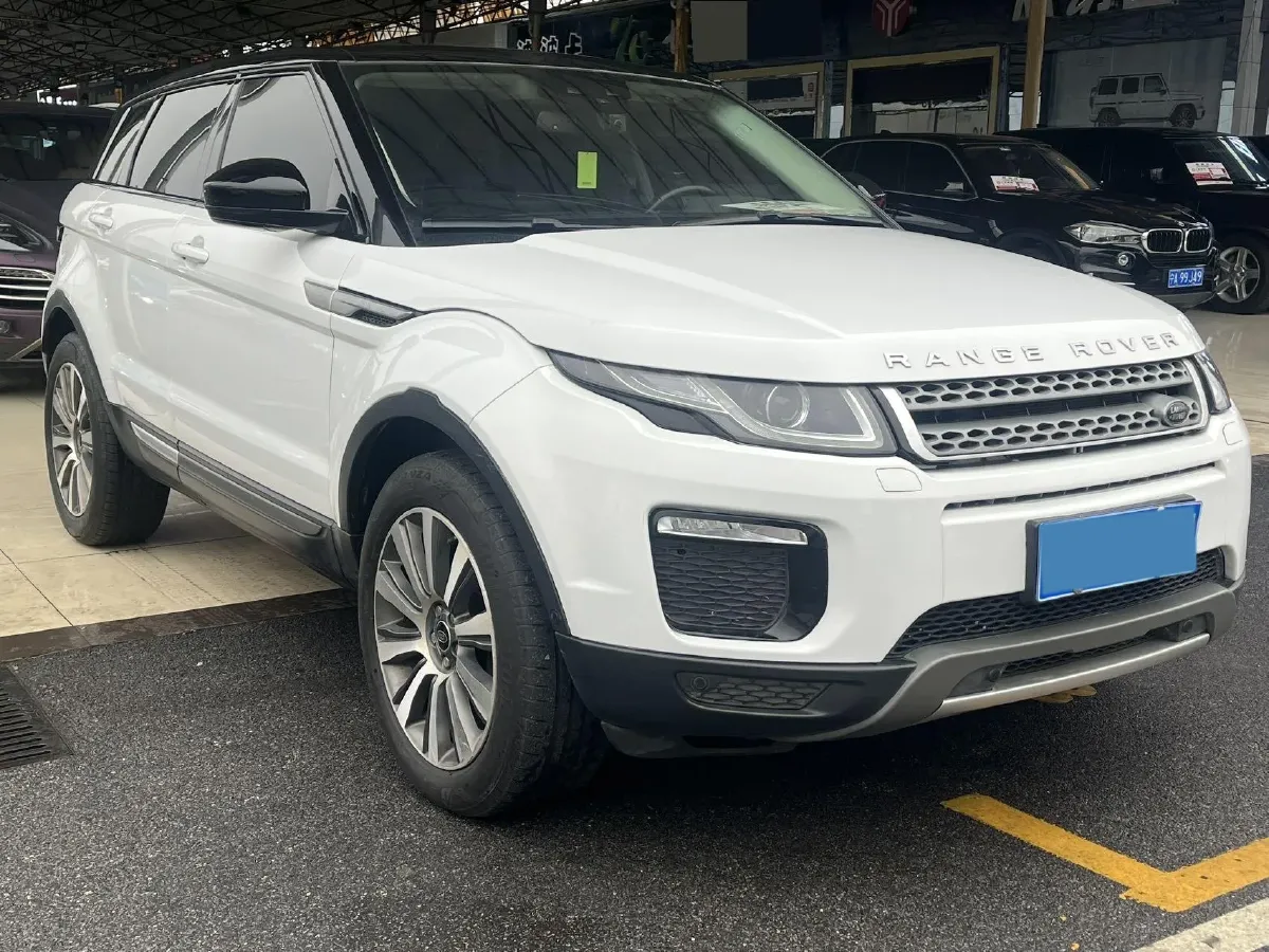2018 Land Rover Range Rover Evoque 2.0T 241HP L4 9AT,autocango,china used car exporter,china ev exporter,chinese used car exporter,chinese used ev exporter