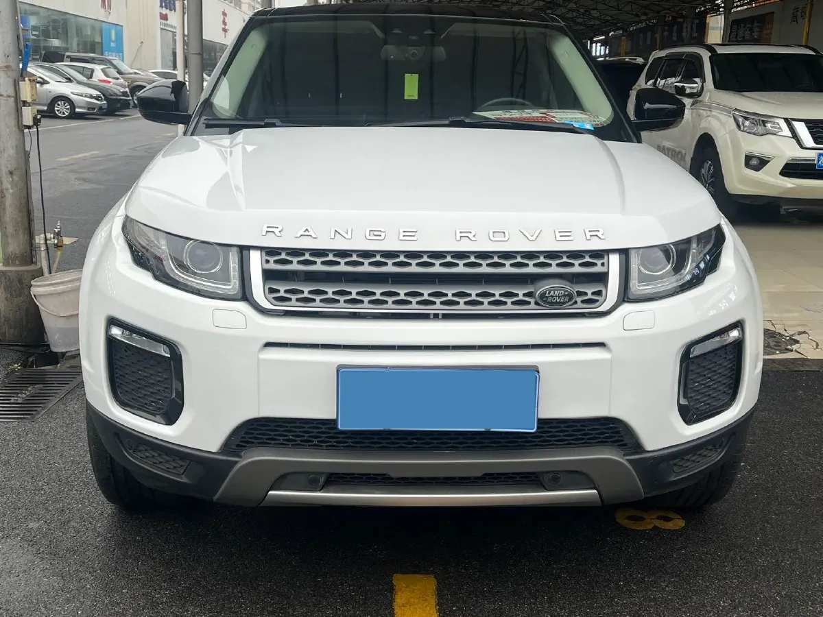 2018 Land Rover Range Rover Evoque 2.0T 241HP L4 9AT,autocango,china used car exporter,china ev exporter,chinese used car exporter,chinese used ev exporter