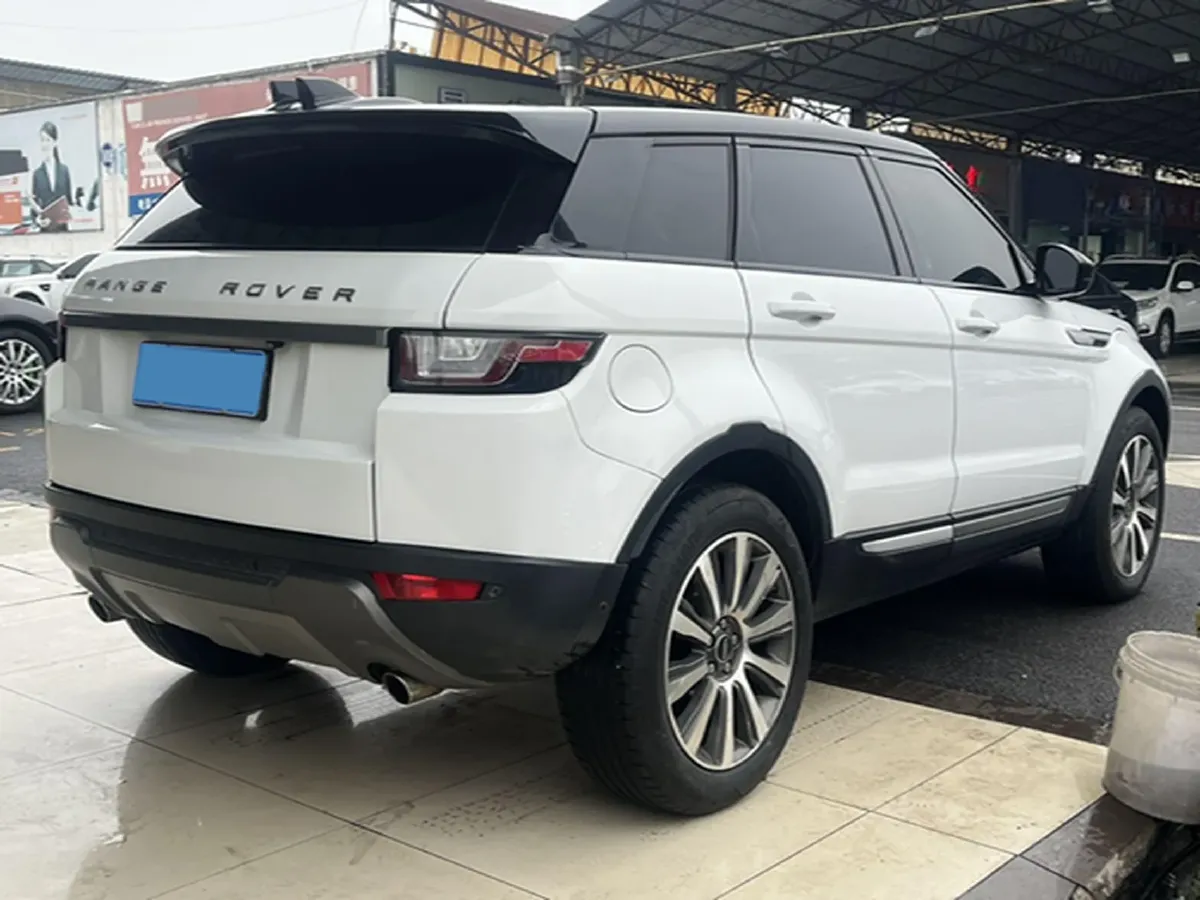2018 Land Rover Range Rover Evoque 2.0T 241HP L4 9AT,autocango,china used car exporter,china ev exporter,chinese used car exporter,chinese used ev exporter