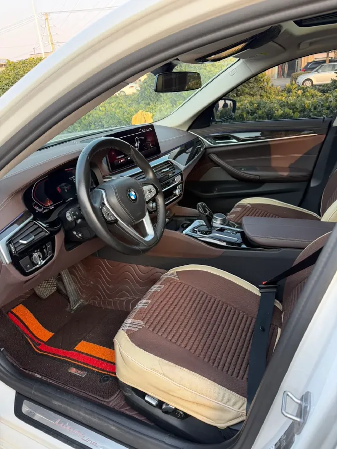 2021 BMW 5 Series 2.0T 184HP L4 8AT,autocango,china used car exporter,china ev exporter,chinese used car exporter,chinese used ev exporter