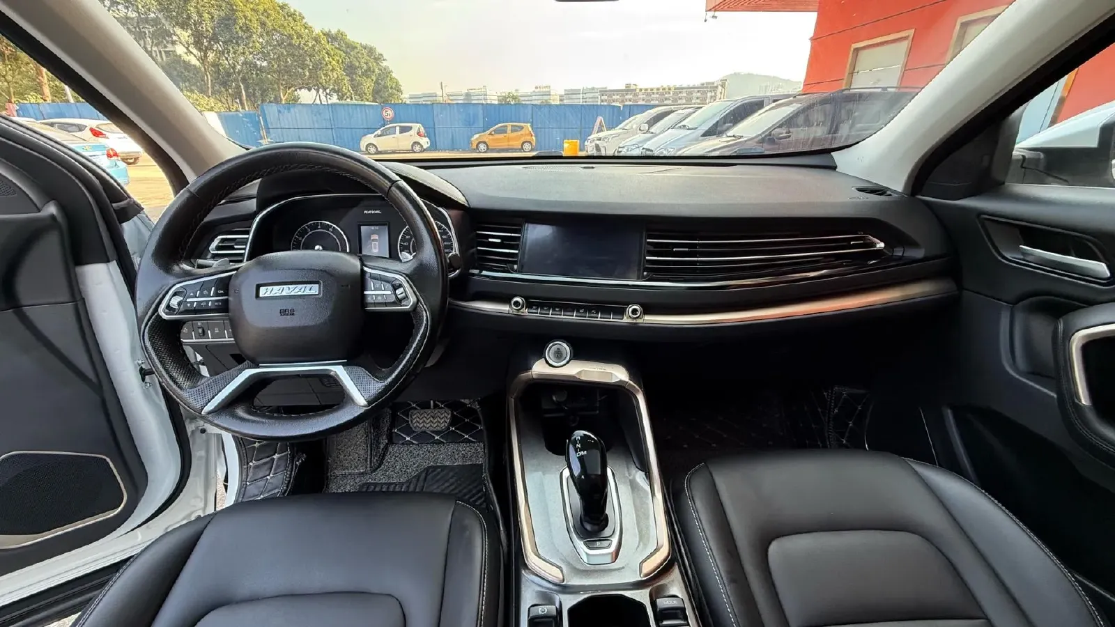 2020 Haval H6 1.5T 169HP L4 7DCT,autocango,china used car exporter,china ev exporter,chinese used car exporter,chinese used ev exporter