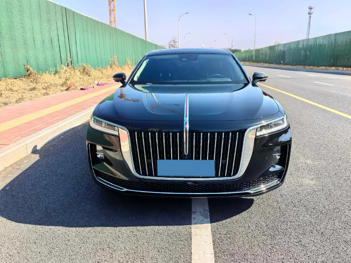 2020 HongQi H9 2.0T 252HP L4 7DCT,autocango,china used car exporter,china ev exporter,chinese used car exporter,chinese used ev exporter