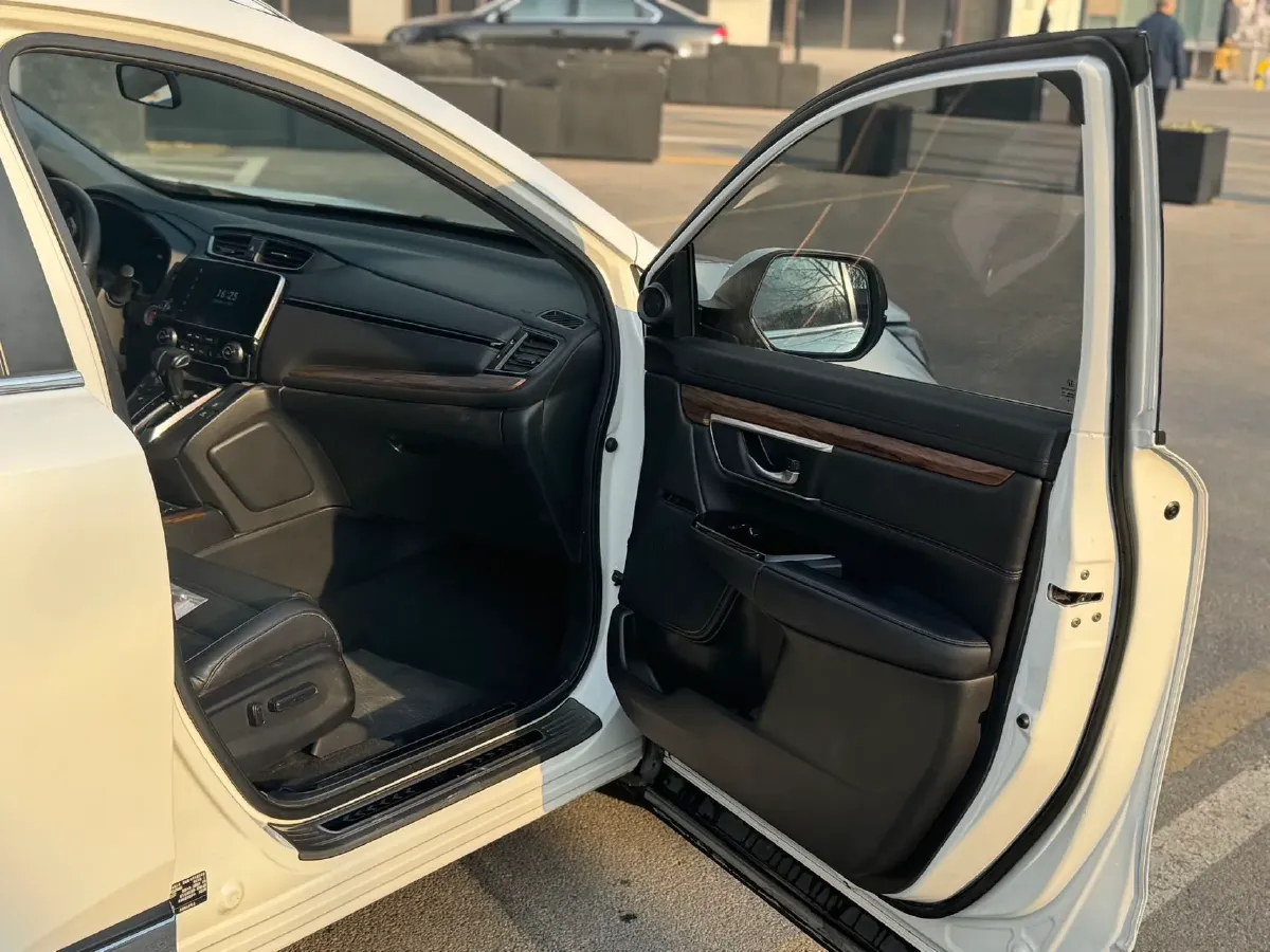 2019 Honda CR-V 1.5T 193HP L4 CVT,autocango,china used car exporter,china ev exporter,chinese used car exporter,chinese used ev exporter