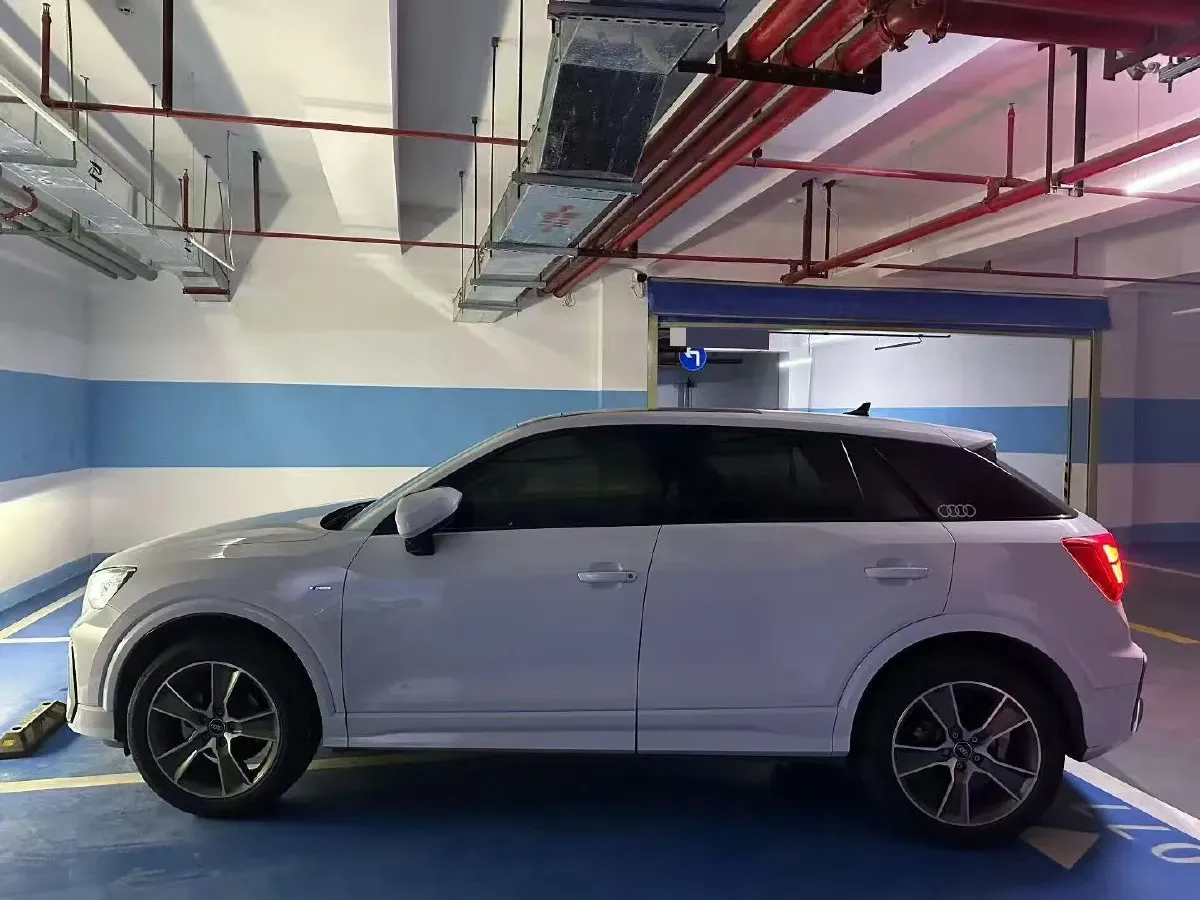 2022 Audi Q2L 1.4T 150HP L4 7DCT,autocango,china used car exporter,china ev exporter,chinese used car exporter,chinese used ev exporter