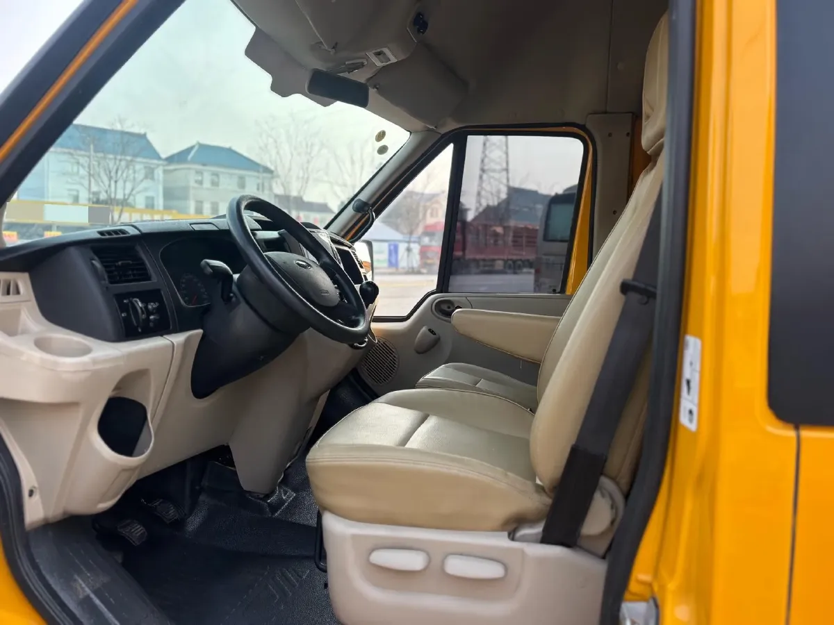 2019 Ford New Era Transit 2.2T 140HP L4 6MT,autocango,china used car exporter,china ev exporter,chinese used car exporter,chinese used ev exporter