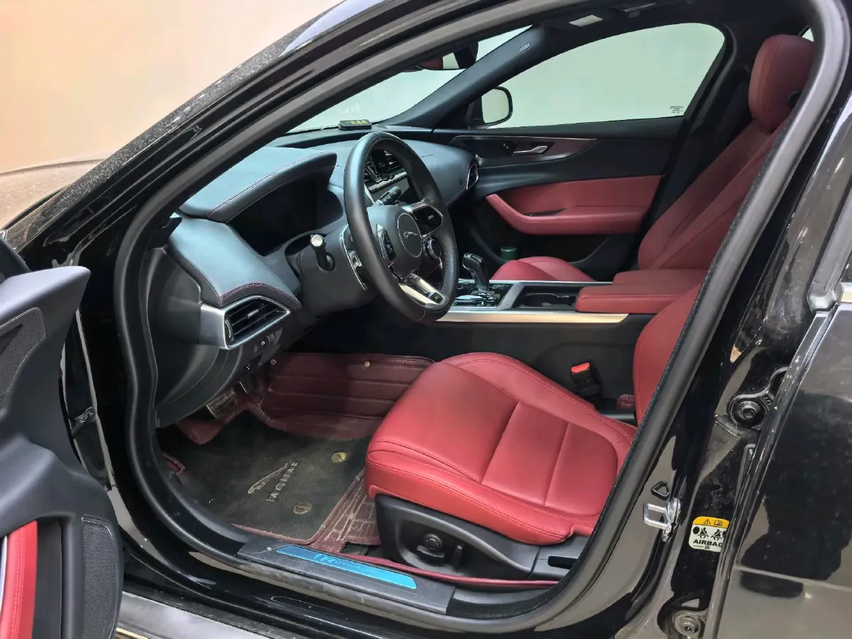 2023 Jaguar XEL 2.0T 250HP L4 8AT,autocango,china used car exporter,china ev exporter,chinese used car exporter,chinese used ev exporter