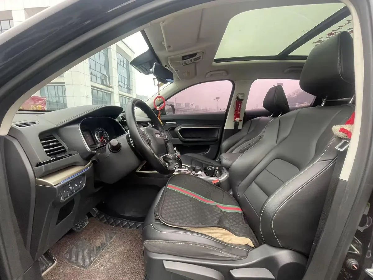 2020 Haval H6 1.5T 169HP L4 7DCT,autocango,china used car exporter,china ev exporter,chinese used car exporter,chinese used ev exporter