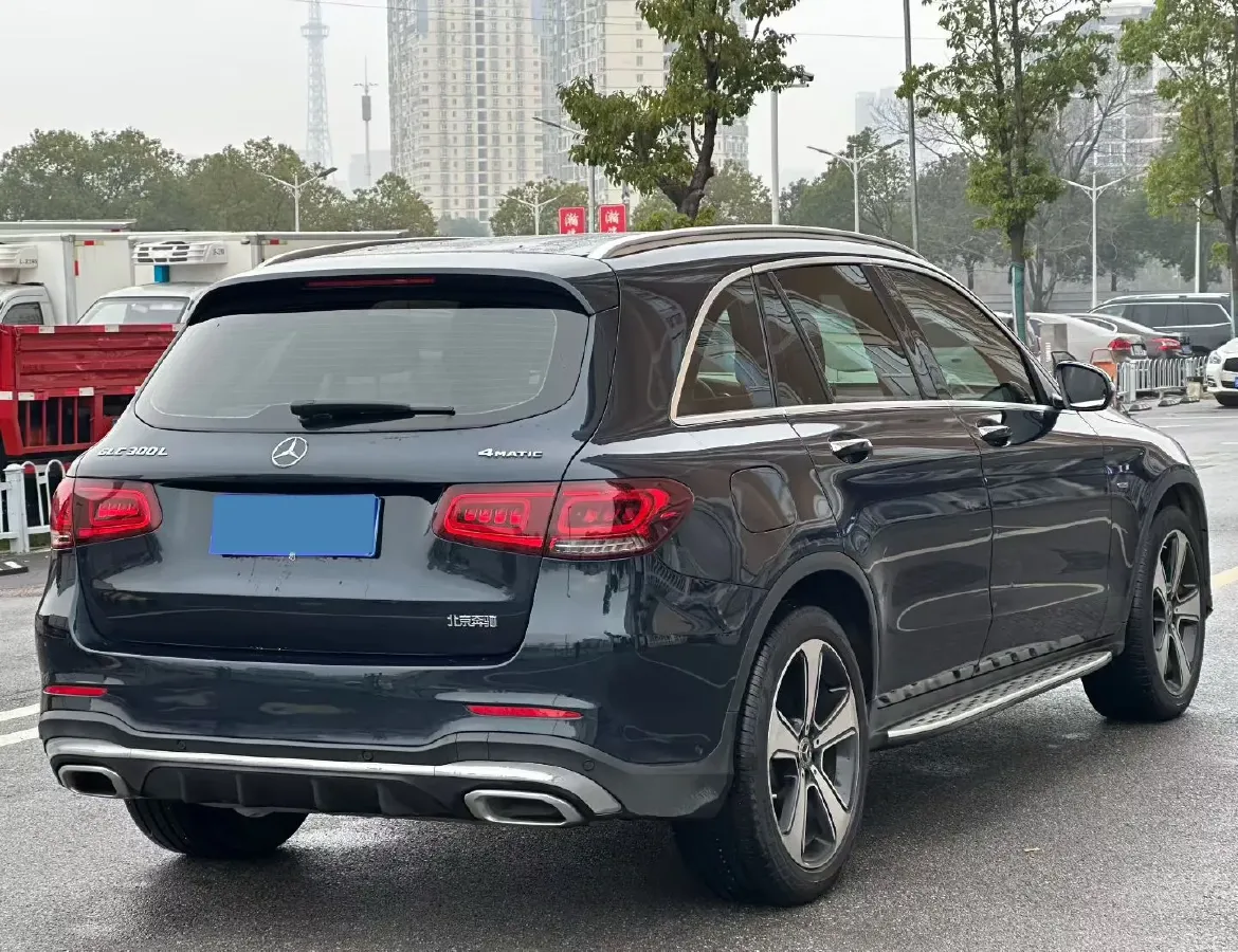 2022 Mercedes-Benz GLC Class 2.0T 258HP L4 9AT,autocango,china used car exporter,china ev exporter,chinese used car exporter,chinese used ev exporter