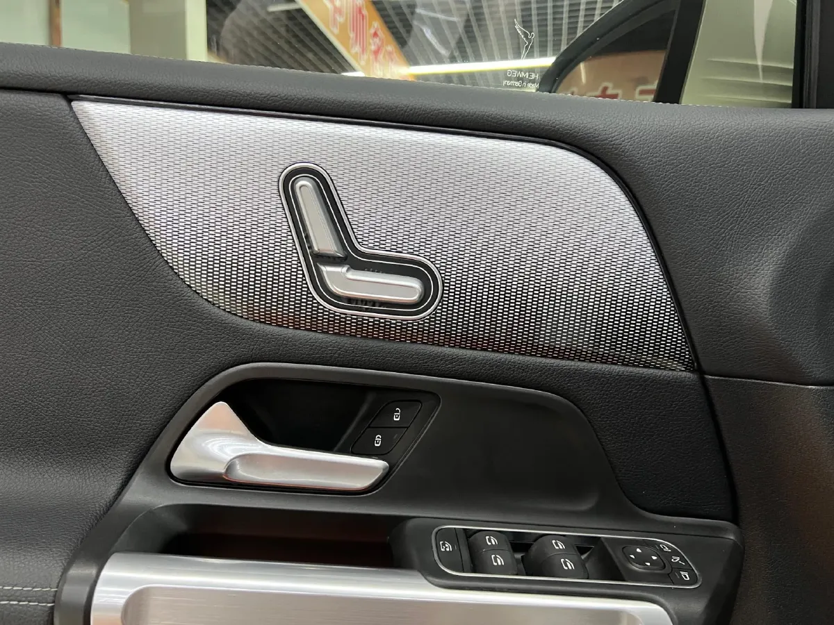 2020 Mercedes-Benz GLB Class 1.3T 136HP L4 7DCT,autocango,china used car exporter,china ev exporter,chinese used car exporter,chinese used ev exporter