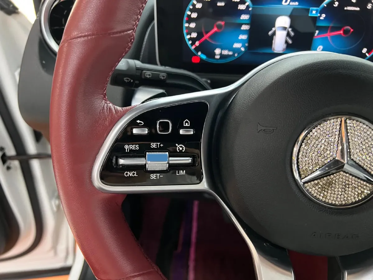 2020 Mercedes-Benz GLB Class 1.3T 136HP L4 7DCT,autocango,china used car exporter,china ev exporter,chinese used car exporter,chinese used ev exporter