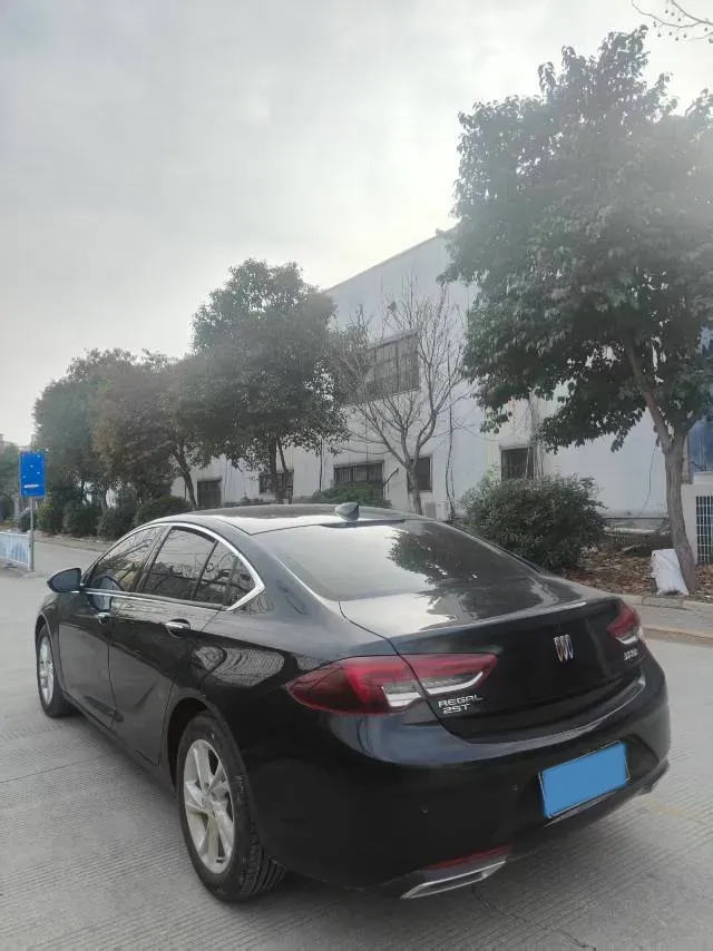 2023 Buick Regal 1.5T 169HP L4 9AT,autocango,china used car exporter,china ev exporter,chinese used car exporter,chinese used ev exporter