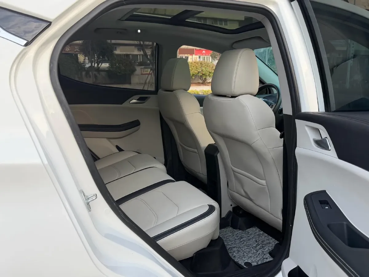 2021 BYD Song Pro 1.5T 160HP L4 7DCT,autocango,china used car exporter,china ev exporter,chinese used car exporter,chinese used ev exporter