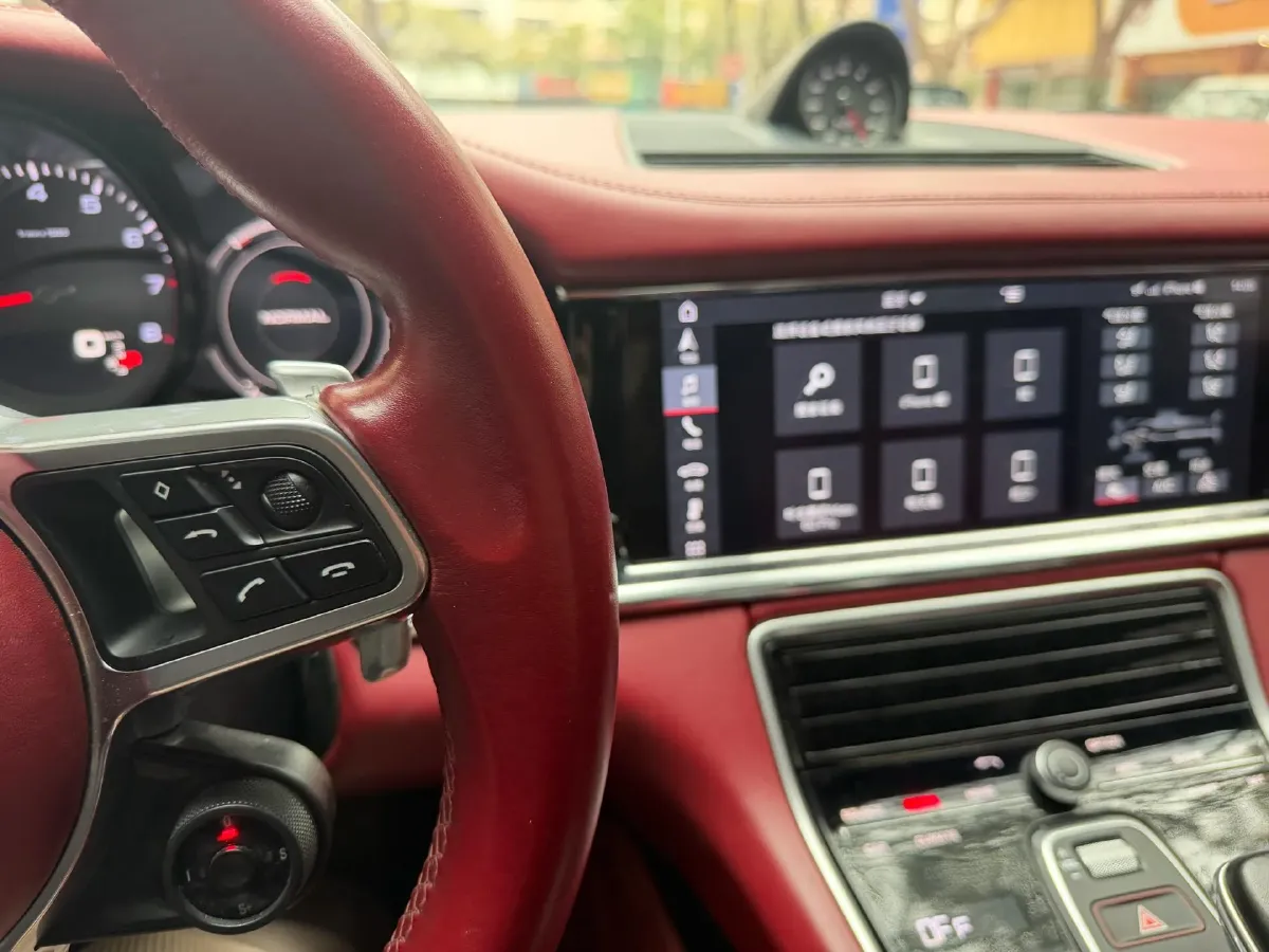 2019 Porsche Panamera 2.9T 330HP V6 8DCT,autocango,china used car exporter,china ev exporter,chinese used car exporter,chinese used ev exporter