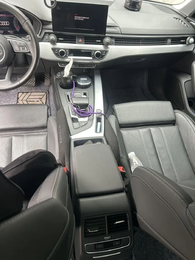 2020 Audi A4L 2.0T 190HP L4 7DCT,autocango,china used car exporter,china ev exporter,chinese used car exporter,chinese used ev exporter