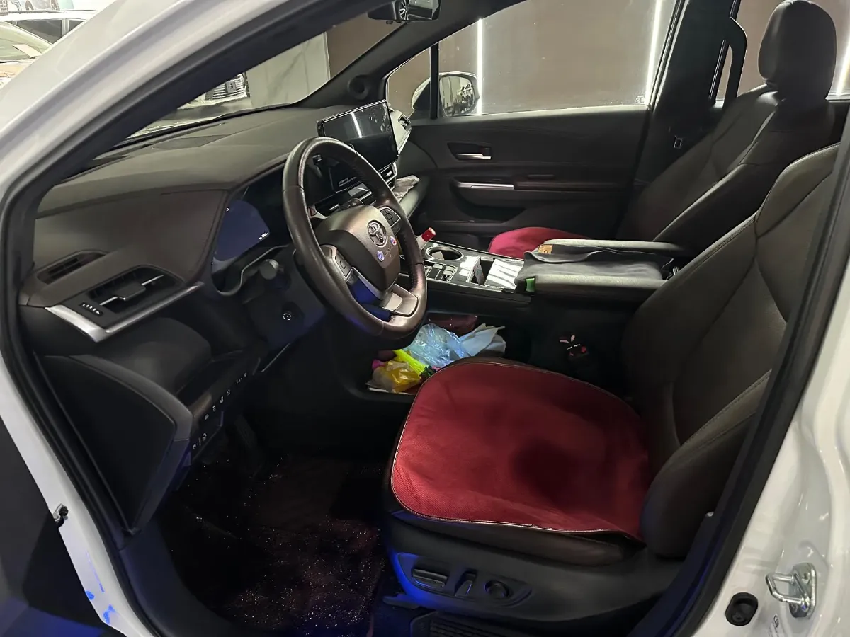 2021 Toyota Sienna 2.5L 192HP L4 E-CVT Hybrid,autocango,china used car exporter,china ev exporter,chinese used car exporter,chinese used ev exporter