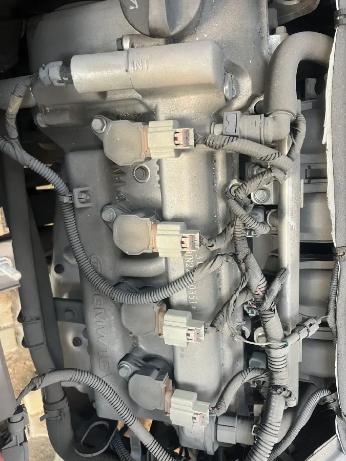 2021 WuLing RongGuang 1.5L 99HP L4 5MT,autocango,china used car exporter,china ev exporter,chinese used car exporter,chinese used ev exporter